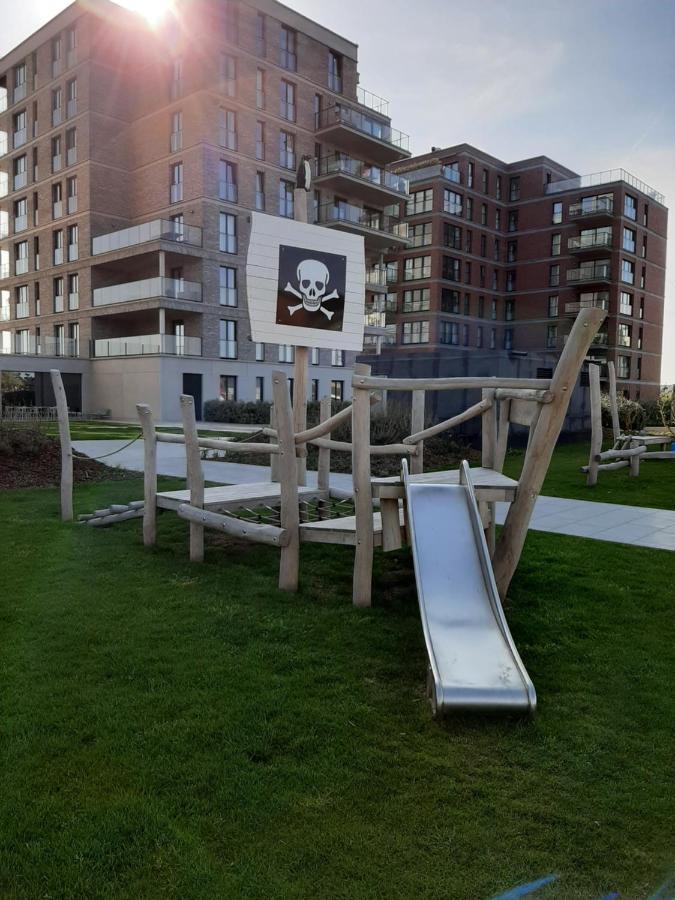Port Side Incl Parking Appartement *